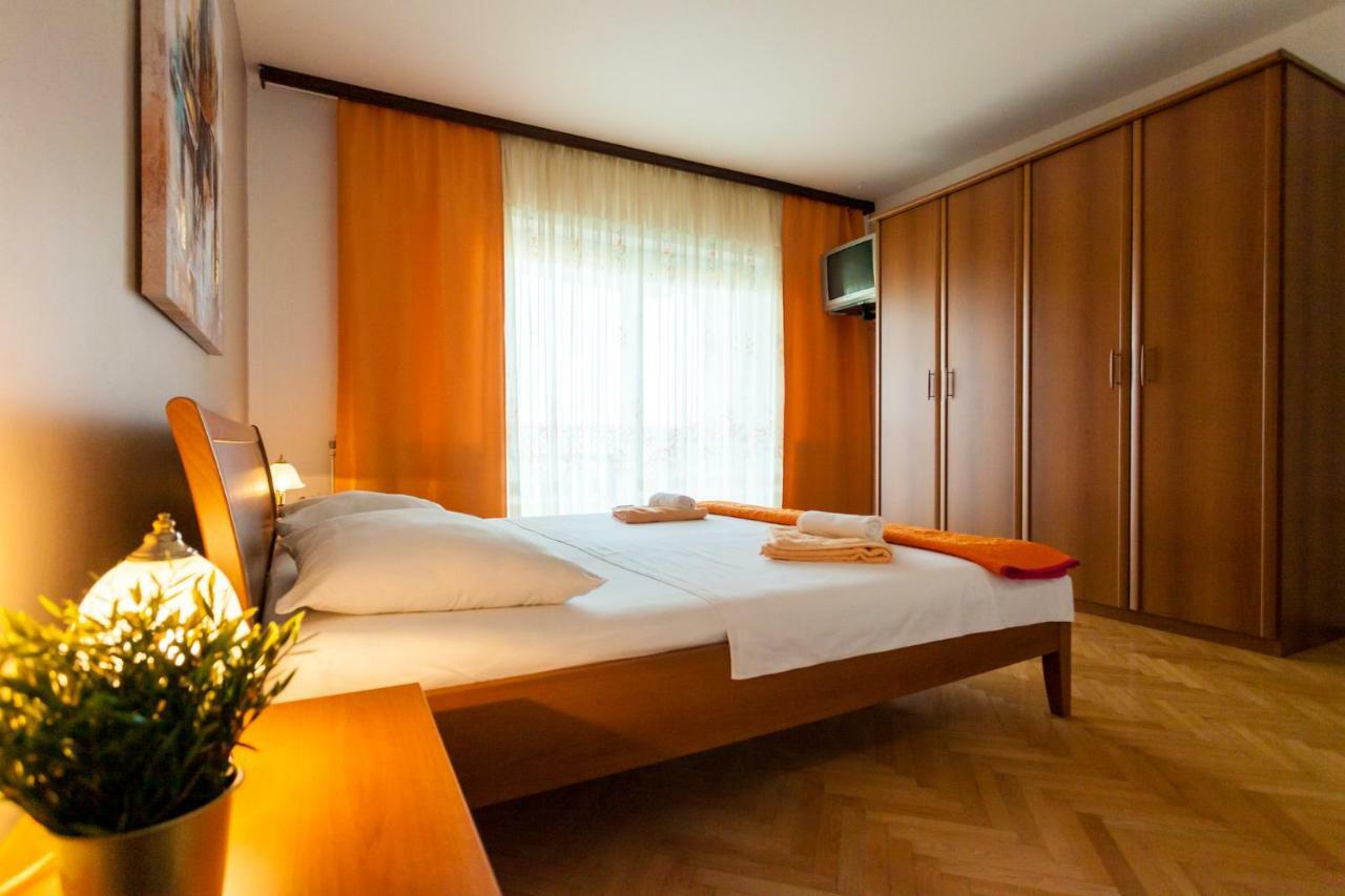 Apartment Meri Крк Екстер'єр фото